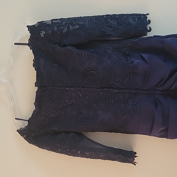 NWOT La Femme Sparkly Off The Shoulder 3/4 Illusion Lace Sleeve Mermaid Gown 2 - Picture 8 of 8